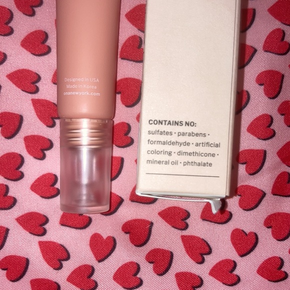 ONÅ NEW YORK
Brightening Eye Cream - Picture 5 of 6